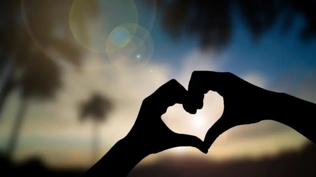 老婆总是刷小视频,女朋友老是被小视频误导