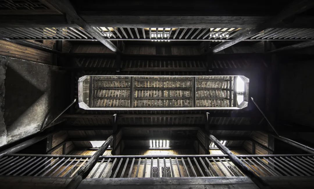 鍘嗗彶涓婇粍閲戠殑鍓嶄笘浠婄敓,榛勯噾姘撮亾鍘嗗彶浜ゆ槗鏁版嵁