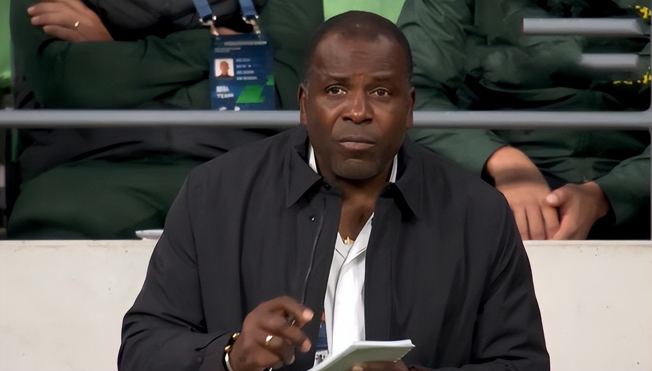 国安主教练斯坦李介绍,国安主帅斯坦李下课