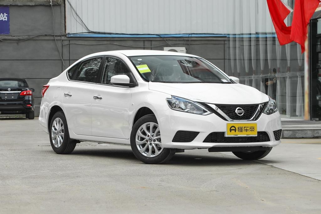 10万左右的家用轿车大比拼,10万以内四款家用小型车测试