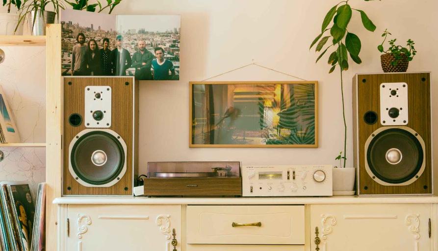 音响有杂音是音响太差吗,音响杂音怎么消除修理