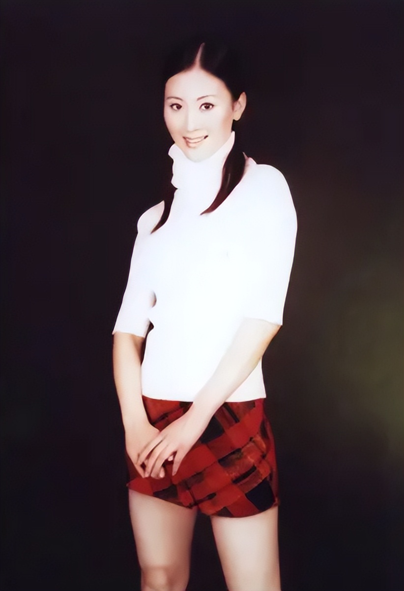 人体模特汤加丽：被同事嘲讽，父亲断交，丈夫离婚，但从不后悔