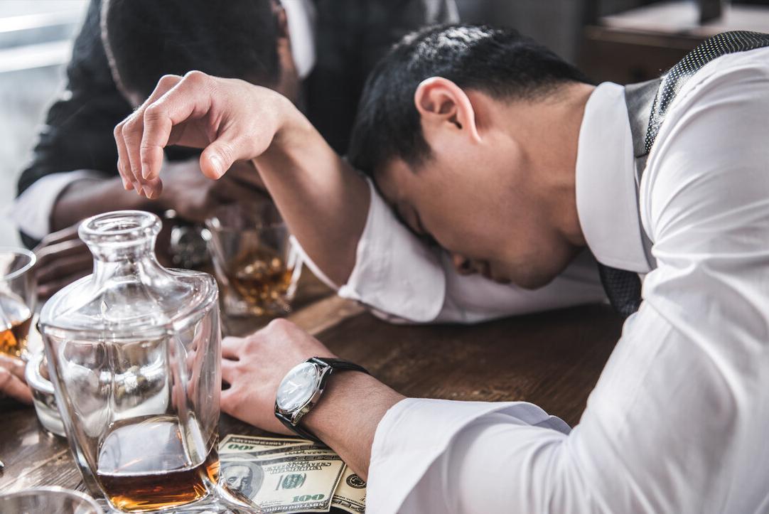 感冒咳嗽忌口的食物有哪些,感冒喉咙痛要忌口的食物