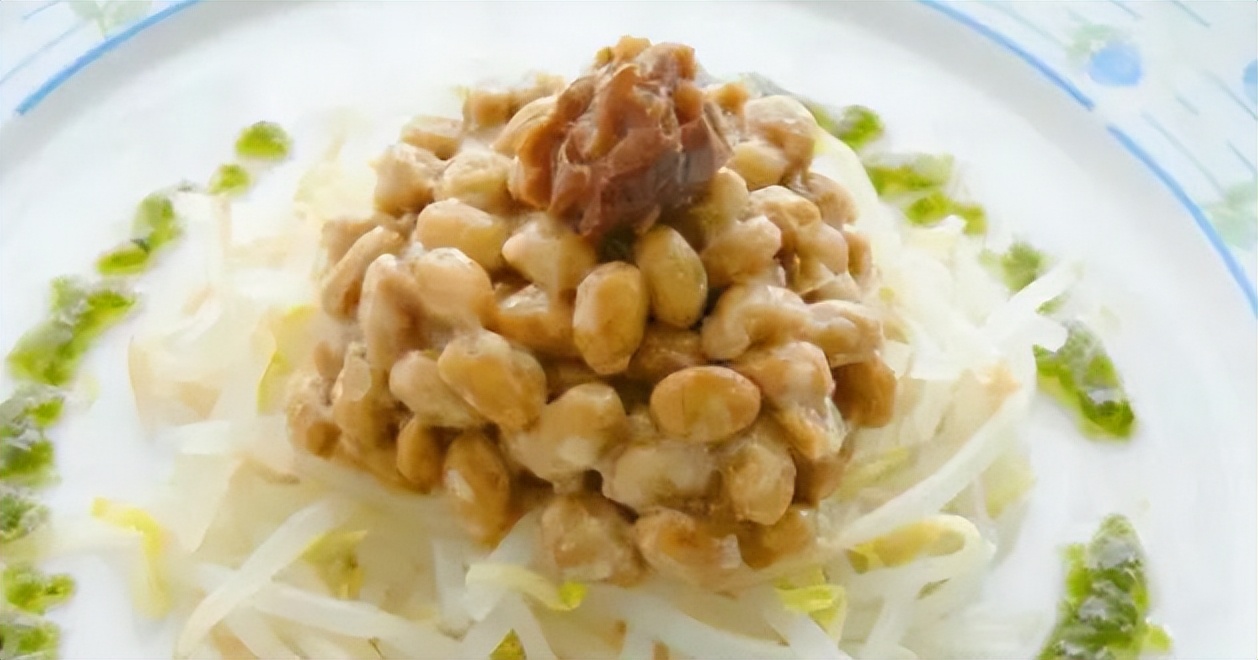 日本的纳豆都怎么吃,日本的传统纳豆