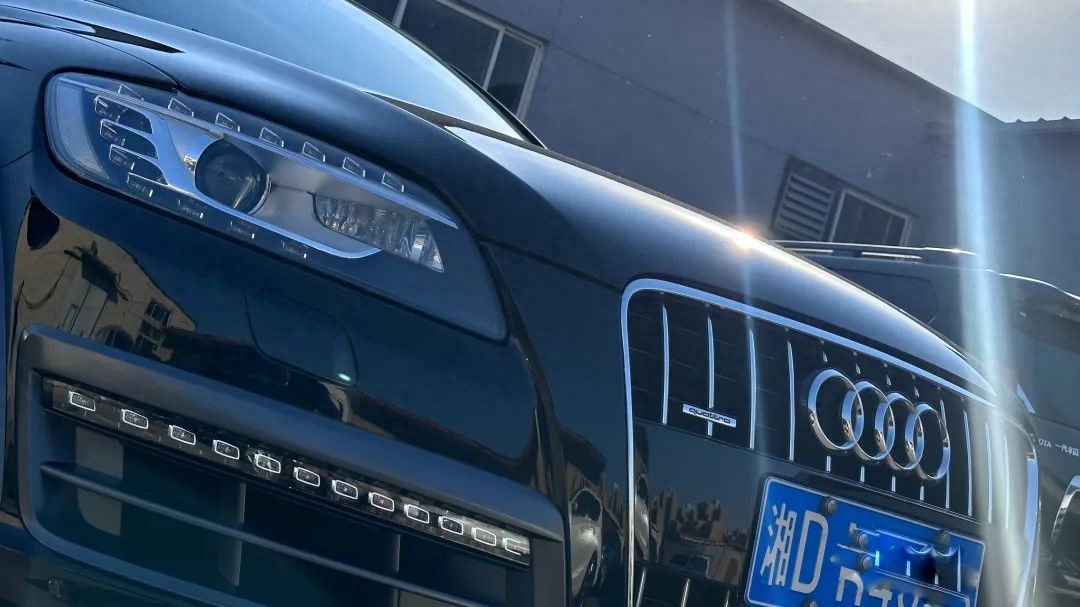 江苏13款柴油奥迪q7翻新,大哥买奥迪q7