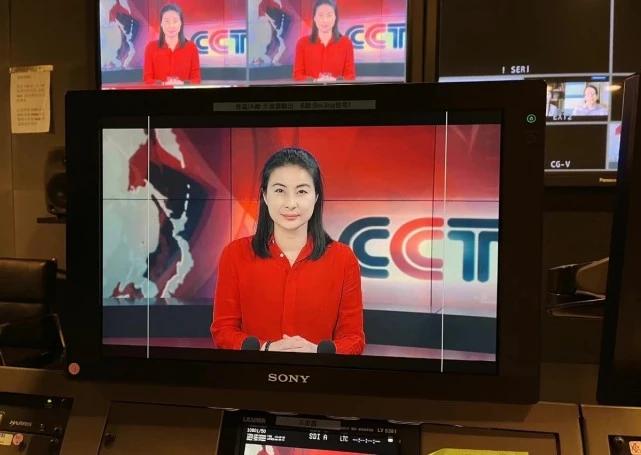 郭晶晶高调晒出一家五口正脸照,郭晶晶惊艳时尚