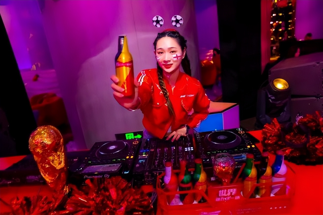 閰掑簵澶у爞婕斿嚭,閰掑簵澶у爞琛ㄦ紨