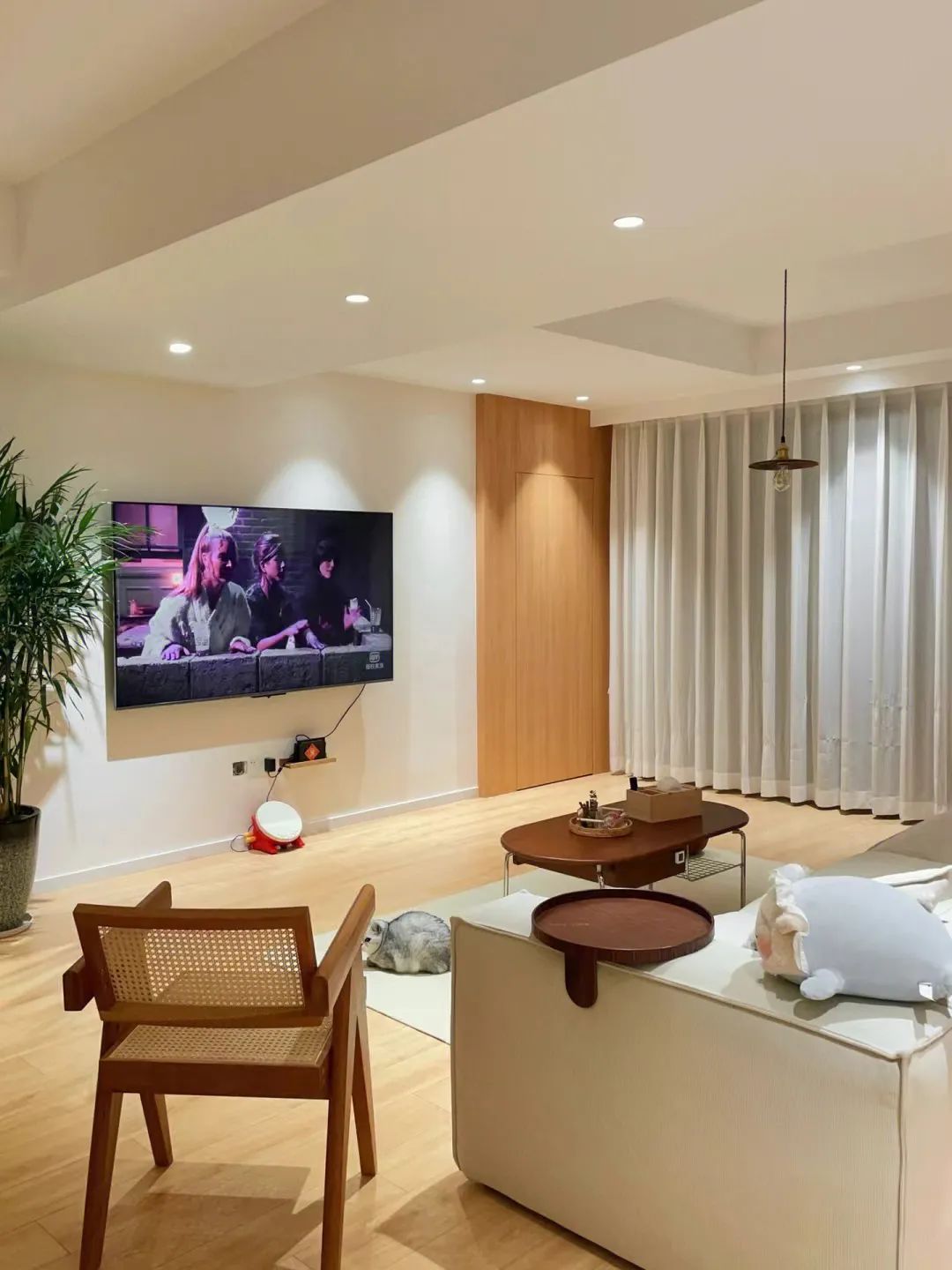 209m²只做两室?95后小夫妻说:这种浪漫,北上广的老破小给不了