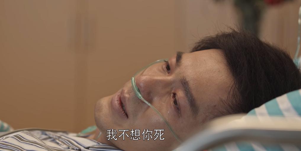 央视主播李梓萌封神一战,央视新闻李梓萌播出