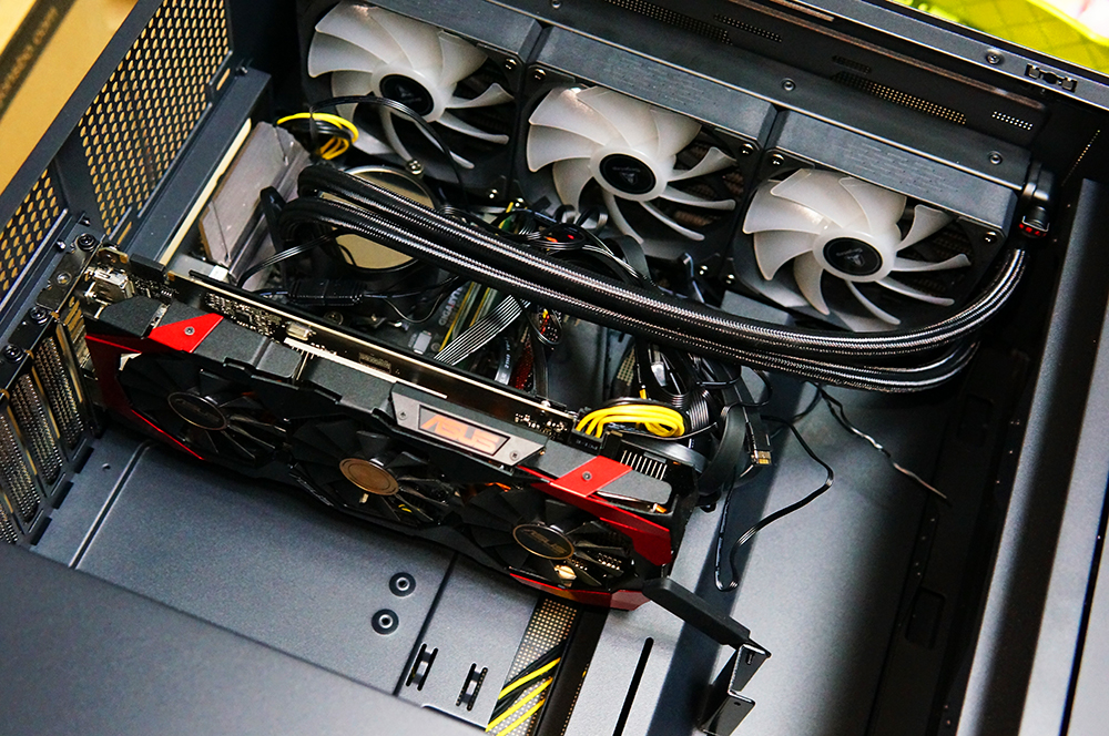 鑫谷昆仑御风幻影黑机箱,鑫谷昆仑御风机箱分体式水冷