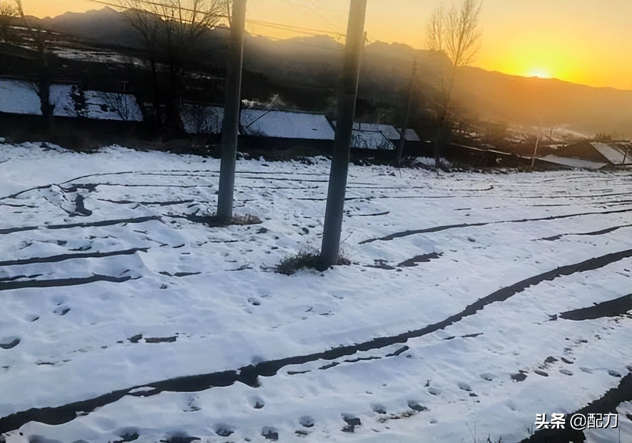 冬天的教室是温暖的,温暖的教室寒冷的冬天