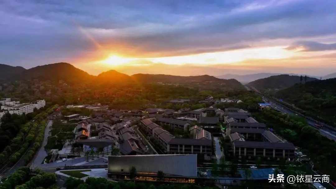 香港置地光环独栋别墅,香港置地光环商场