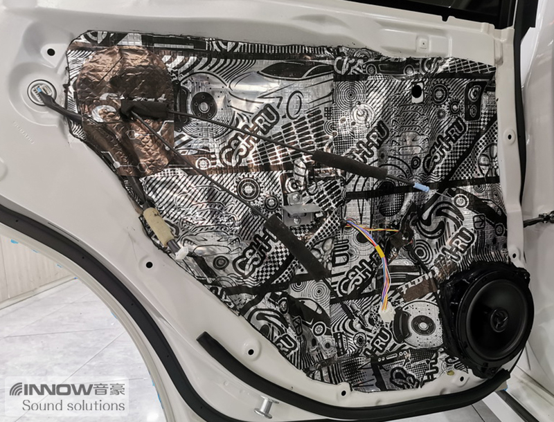 斯巴鲁力狮改装音响,斯巴鲁力狮汽车音响