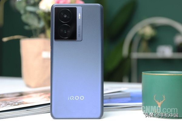 iqooz7手机测评120w到底有多快,iqooz7是120w快充吗