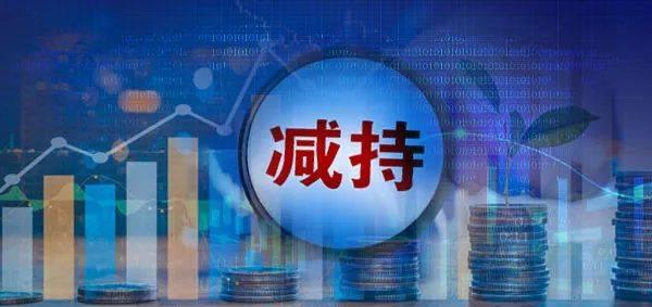 巴菲特为什么减持航空股,巴菲特进一步减持惠普股份