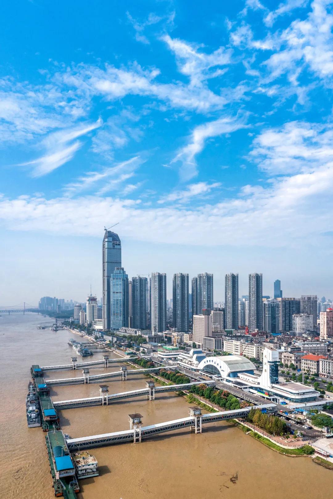 九州通衢冲上云霄去星辰大海