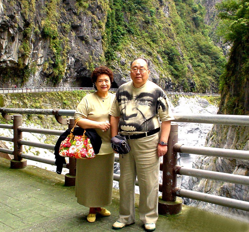 朱逢博丈夫骨灰摆放在哪里,著名女歌唱家朱逢博近况