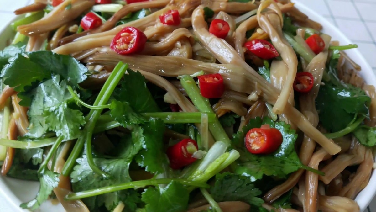 失眠一定要吃这种菜一觉睡到天亮,失眠就怕这菜每天吃一盘安神无梦