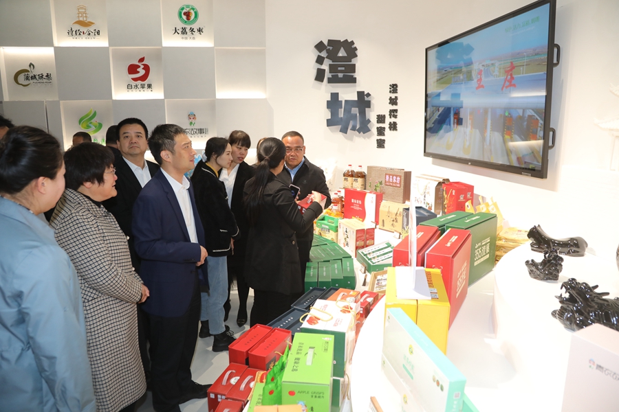 渭南市优势农特产品产销对接暨农特产品西安展销体验馆运营发布会在西安举行