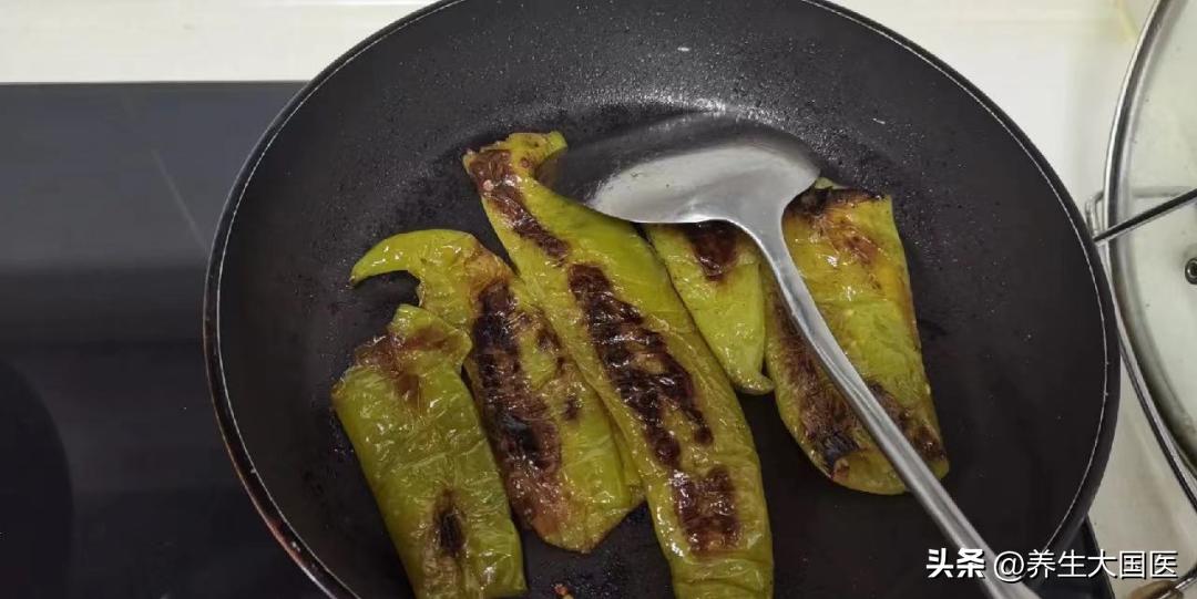 每天都吃烧焦的菜多久会得癌症,烧焦的食物致什么癌