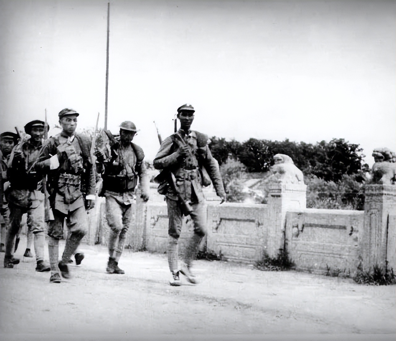 来自塔里木《塔河文苑》的诗歌四首、散文两篇