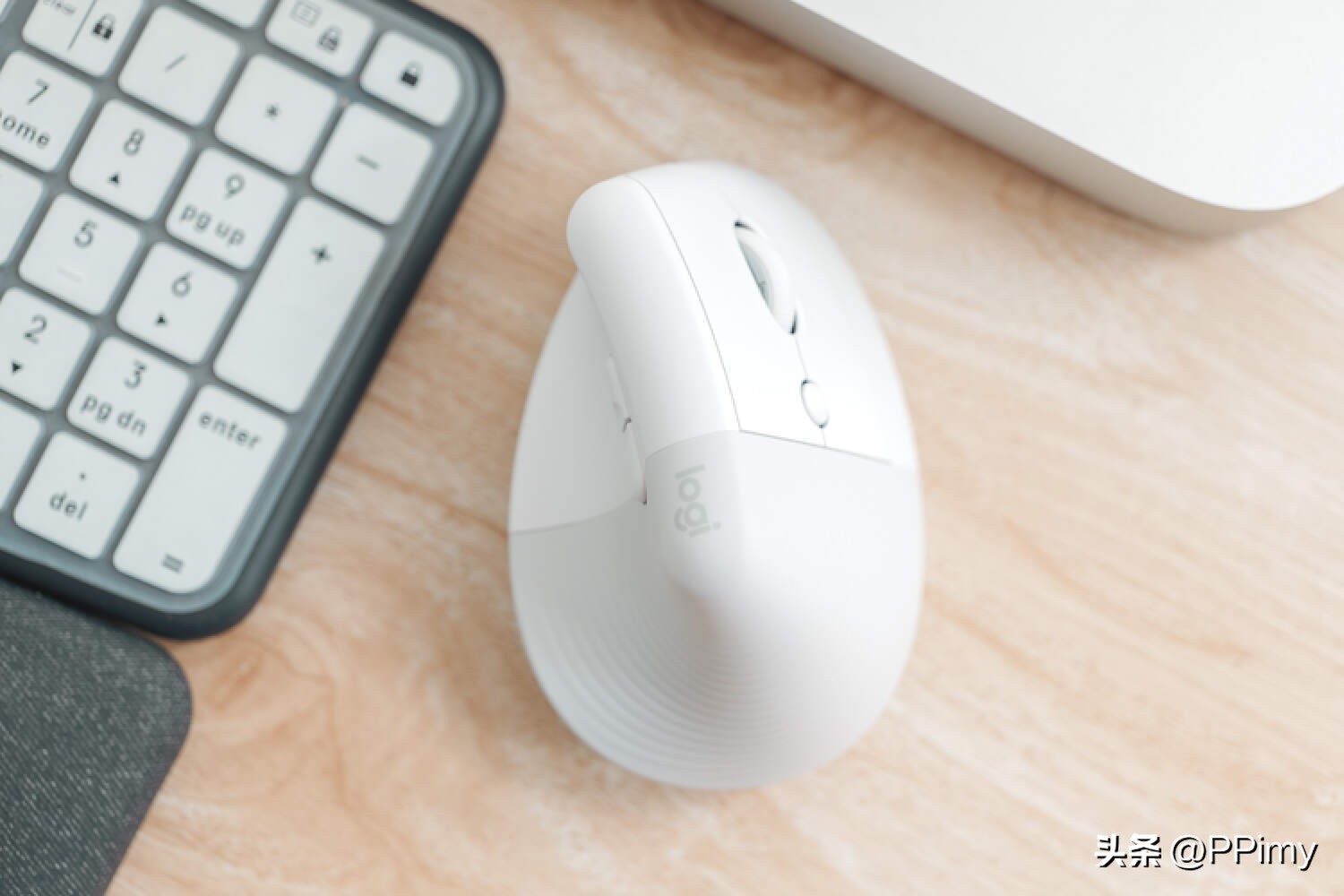 罗技lift垂直人体工程学鼠标测评,鼠标罗技办公无线