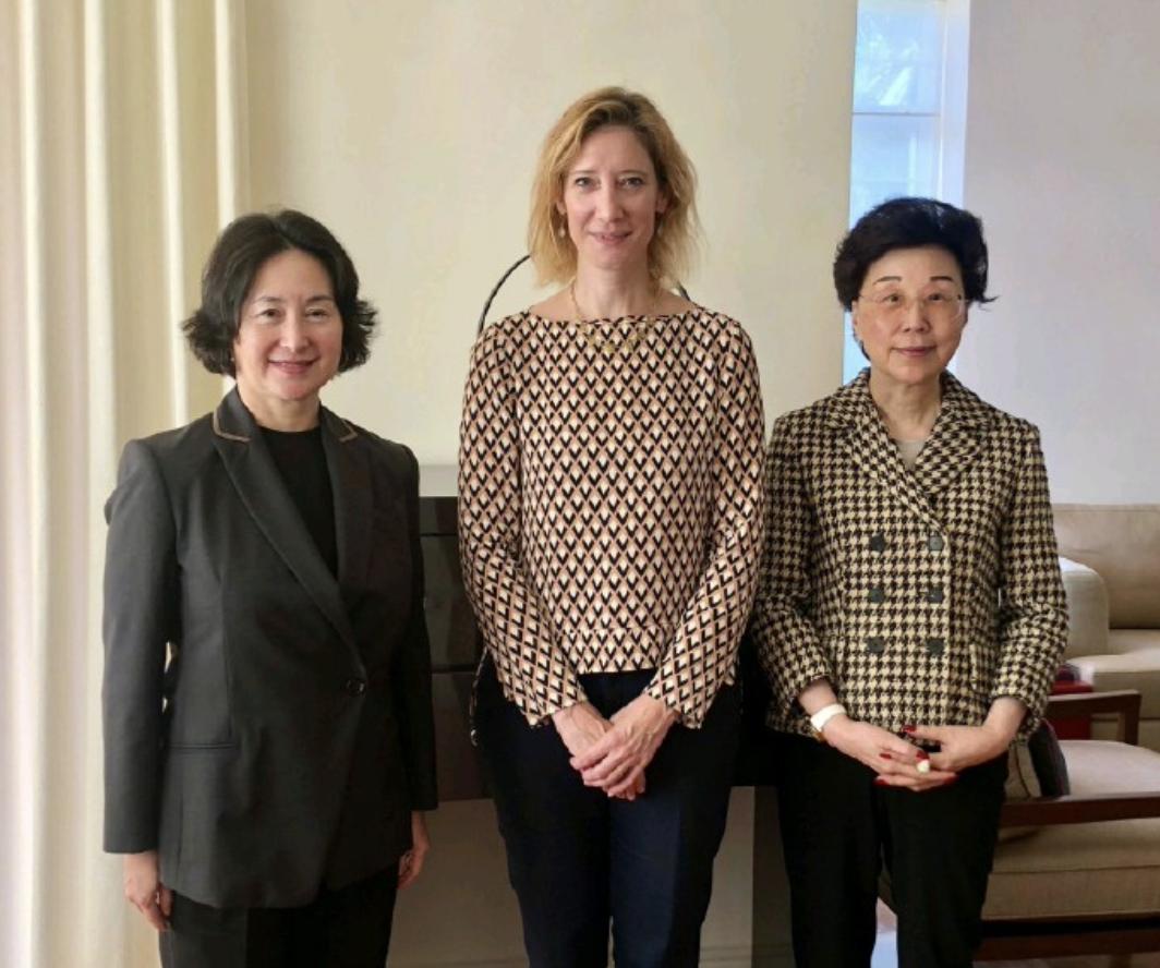 何鸿燊何超琼美高梅,何鸿燊说何超琼美高梅