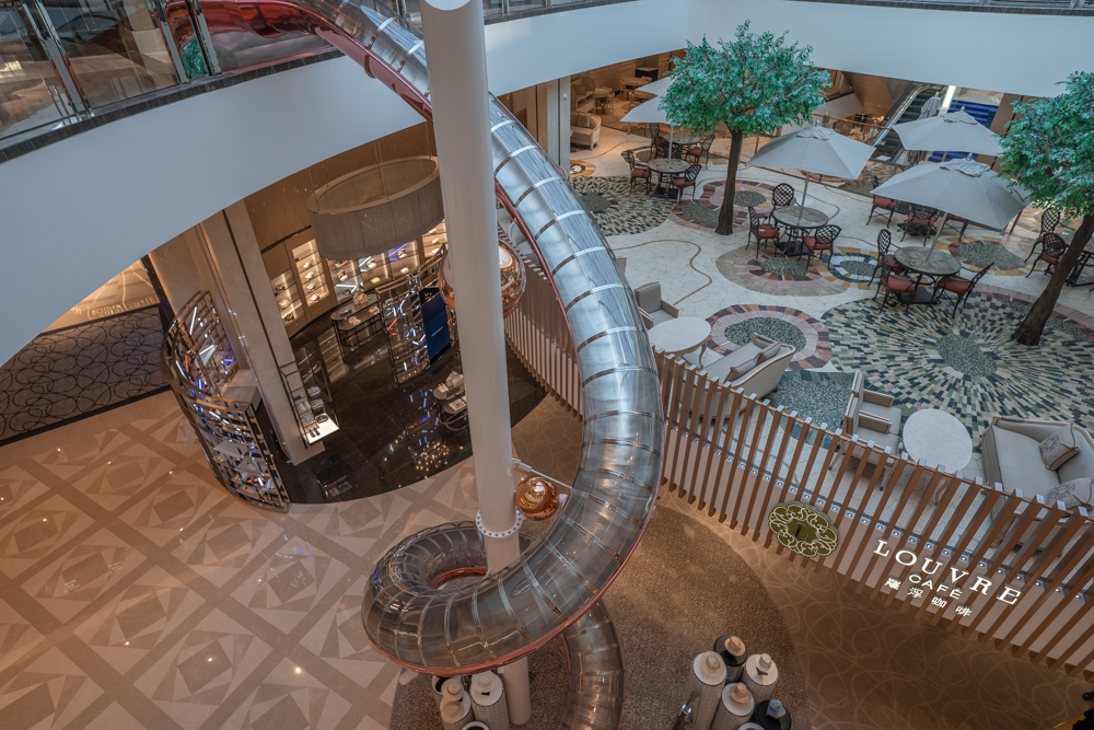 澳门新濠天地是最高端的商场吗,澳门新濠天地有几个店