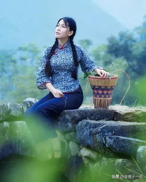 女人表白嫁给太监当老婆,漂亮的丫鬟嫁给一个男人