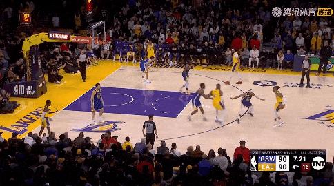 湖人勇士g4全场沃克多少分,湖人vs勇士g4第四场沃克