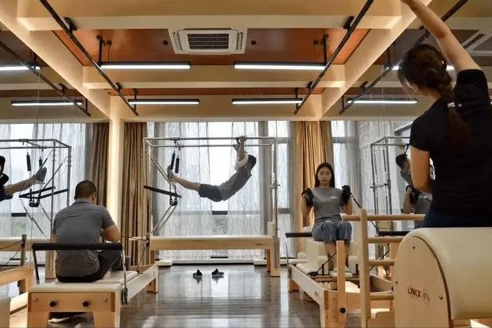 上海富婆爱上健身房教练,上海富婆怒斥男健身教练