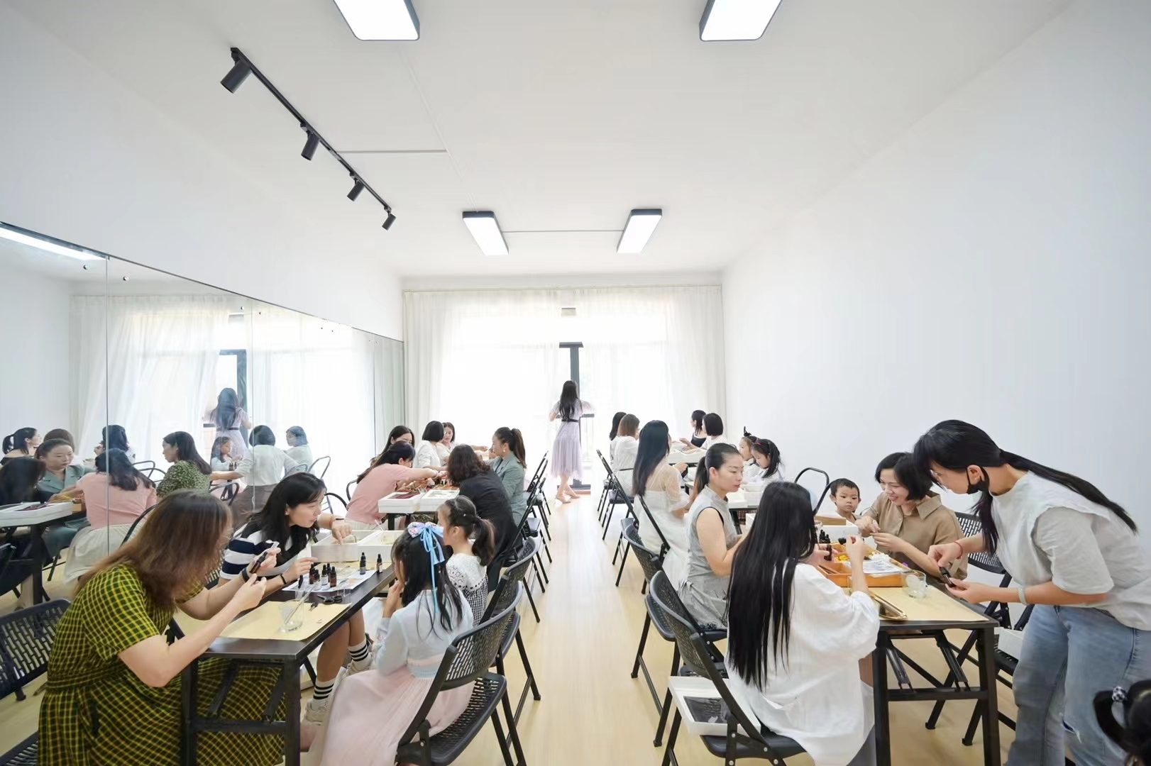 对店铺目标消费人群分析,生意参谋如何分析竞争店铺人群