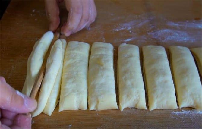 早餐油条制作方法速冻,速冻油条怎么做又软又好吃