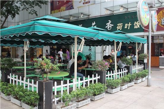 遮阳伞的选购小窍门图片,户外遮阳伞怎么挑选结实