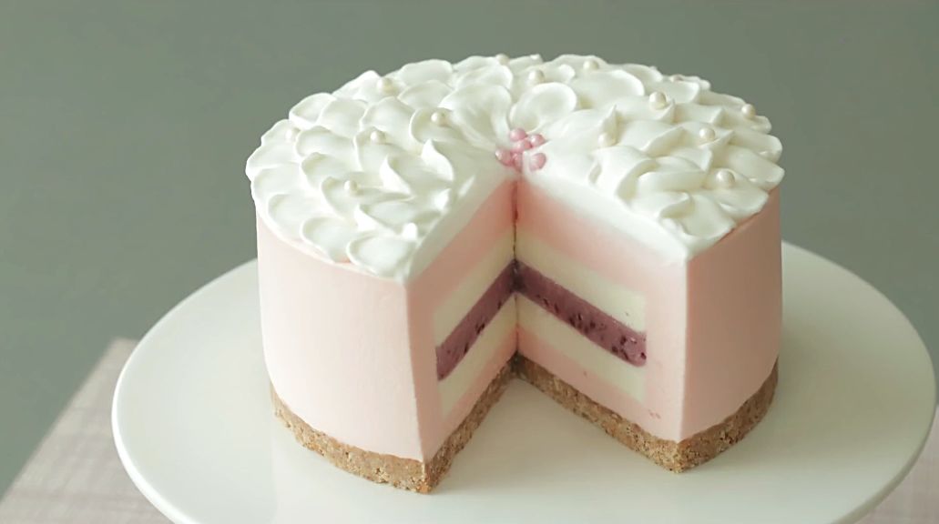 无需烤箱的入门级蛋糕,特别简单的爆浆蛋糕不用烤箱