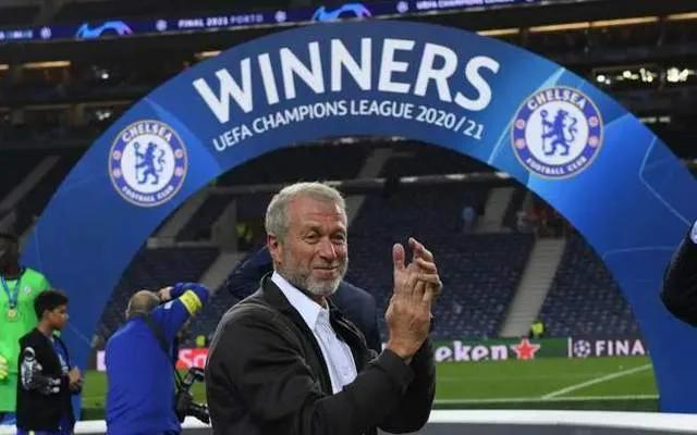 足球跟政治无关体育无关政治——天底下最大的笑话