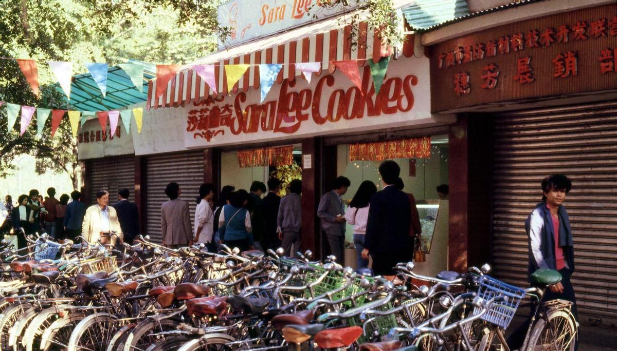 日军兽行：当着男人的面玷污了女儿，临走还残忍割下妻子乳房