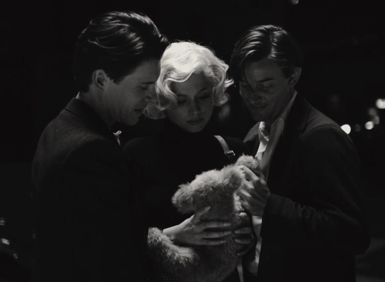 上映前万众瞩目,上映后却骂声一片,这部电影犯了什么“众怒”?