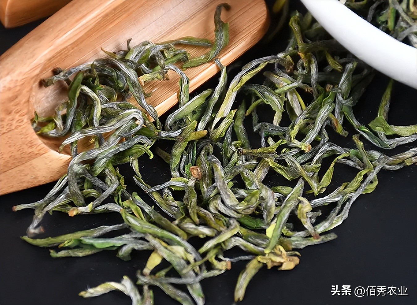 买茶时，别听商家“忽悠”，认准3个选茶标准，轻松买到天然佳茗