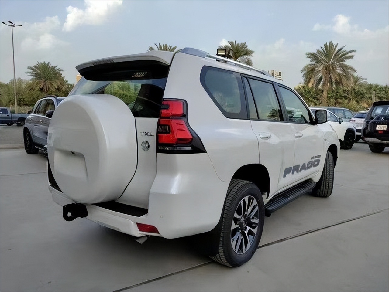 成都租车进藏在哪里租车？价格如何