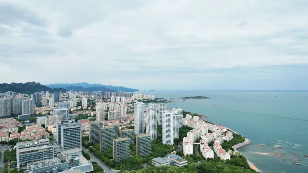 为什么人们都留在了千禧年,为什么有的人会愿意离开家乡