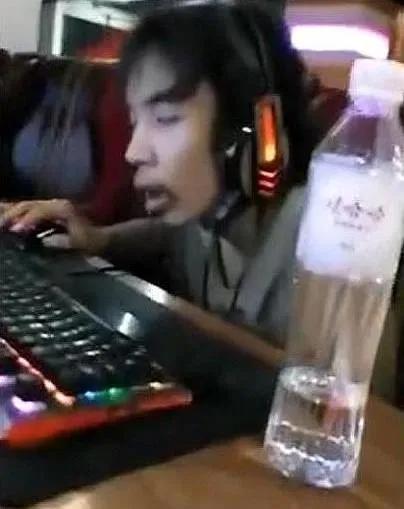 开家网吧的前景怎么样,开家网咖电竞酒店需要哪些手续