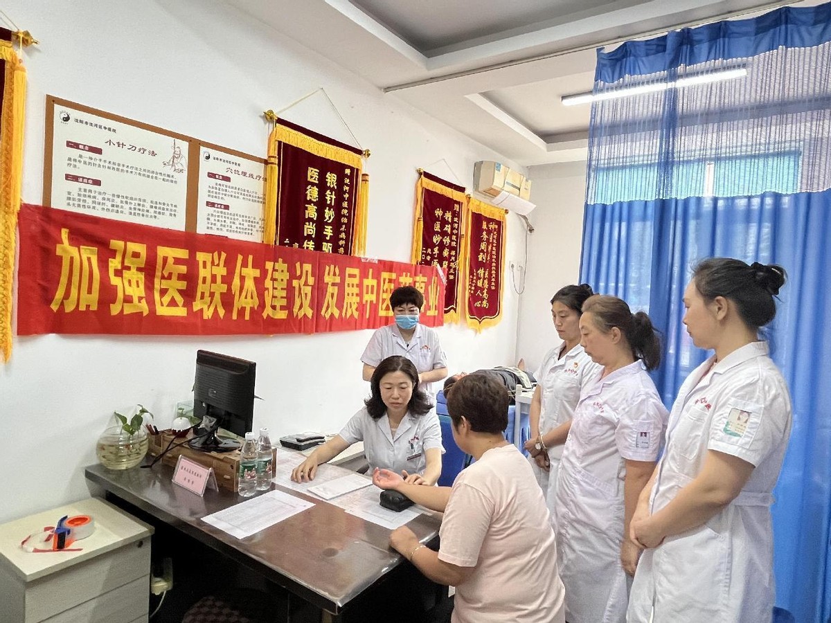 弘扬大医精神践行医者仁心,弘扬医生奉献精神