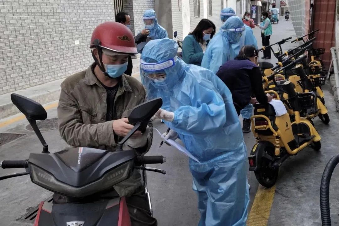 巴宜检察：当好政策“宣传员”、秩序“维护员”、后勤“服务员”