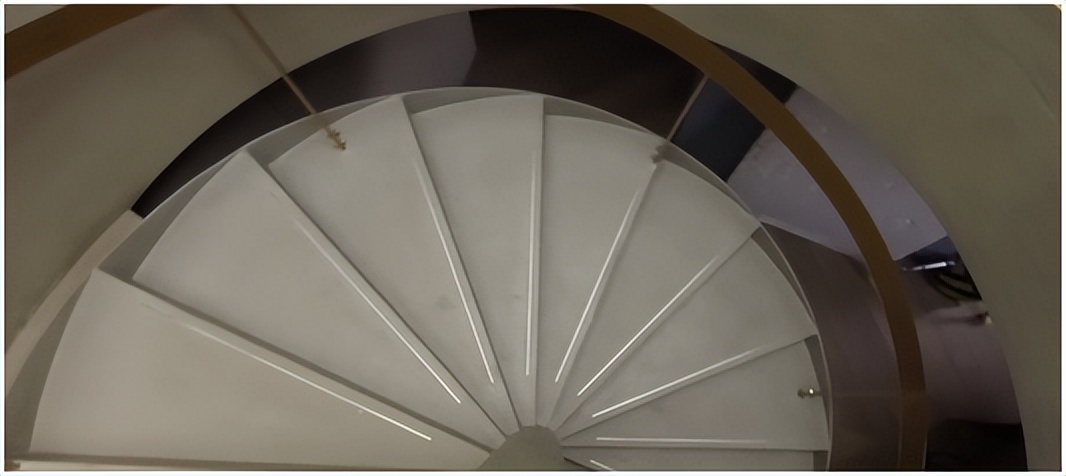 井柏然毛坯房,井柏然设计的房子