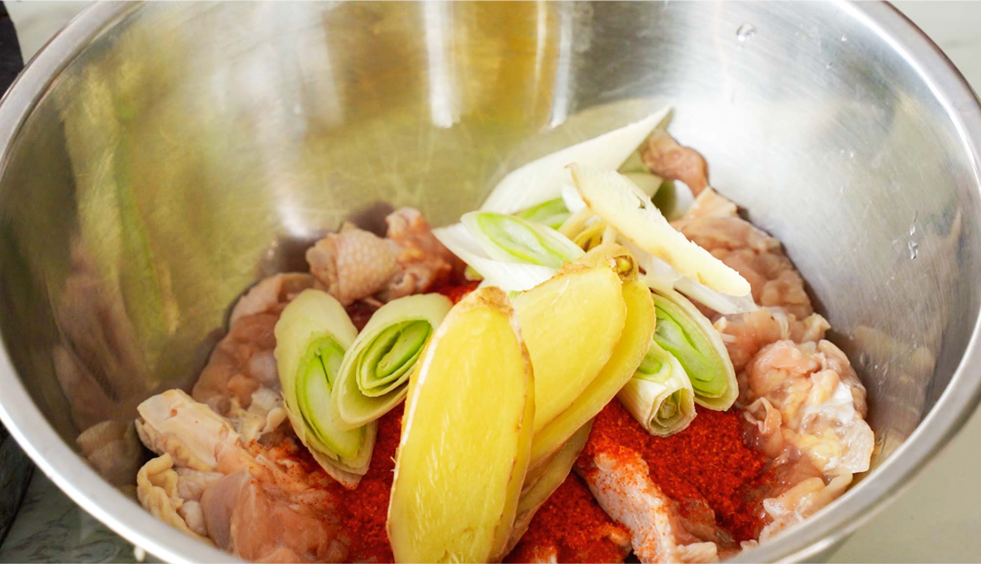 最好吃的炸鸡腿教程,正宗奥尔良炸鸡腿腌制方法