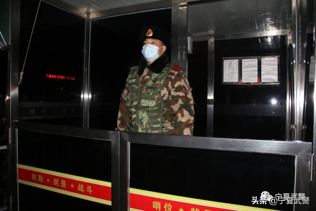 清汤泡面宵夜,泡面暖心又暖胃