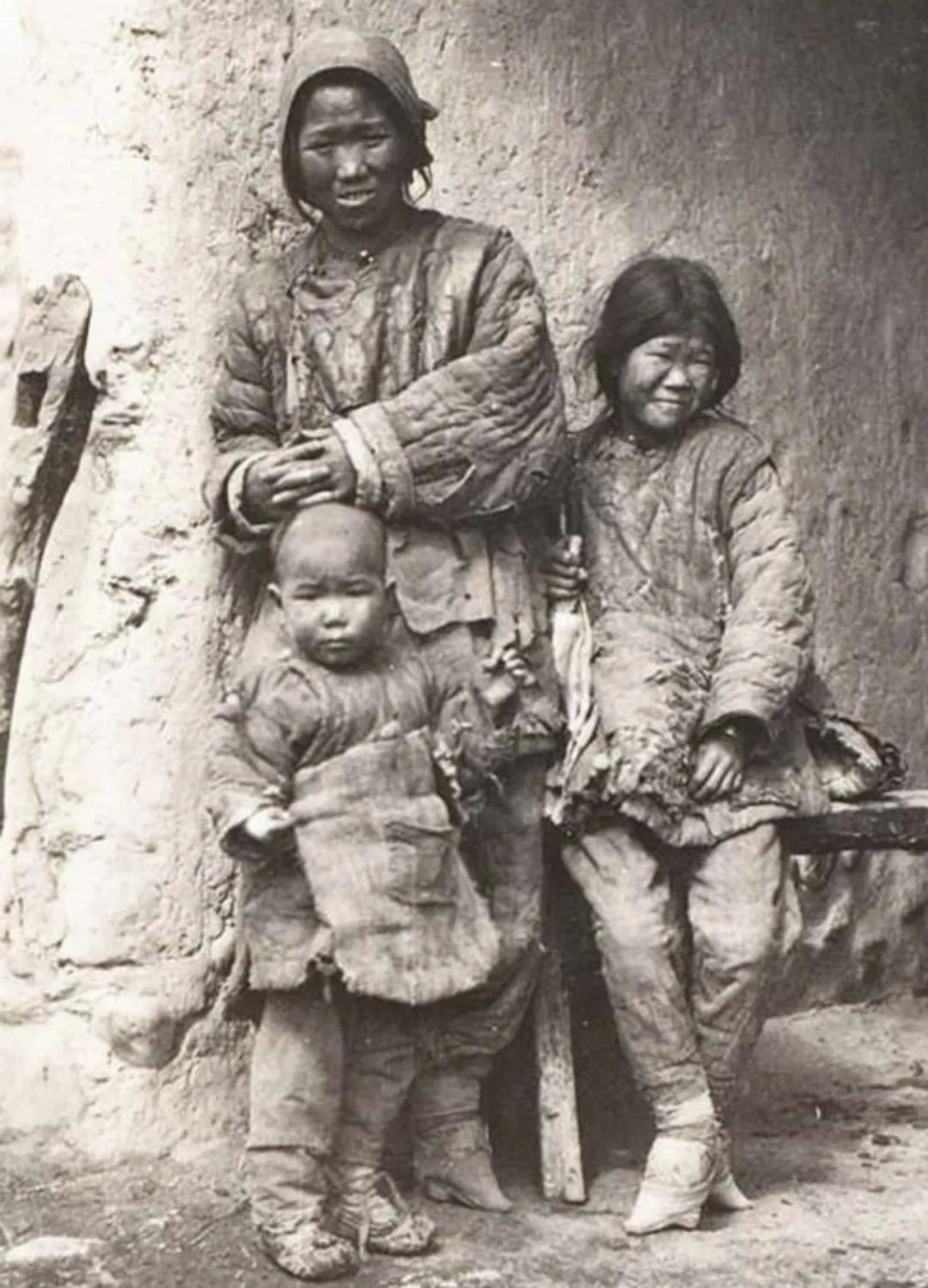 古代女子缠足有多疼,古代女子哪个朝代开始缠足