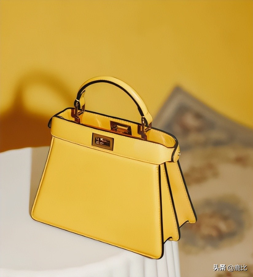 已经出道13年，为什么大家还是很爱FENDI这款包？