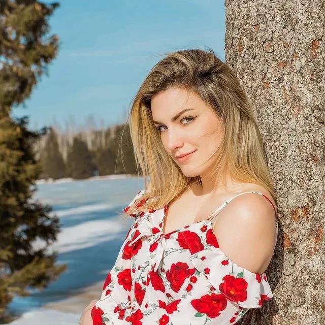 德国丹妮模特,德国52岁名模丹妮拉